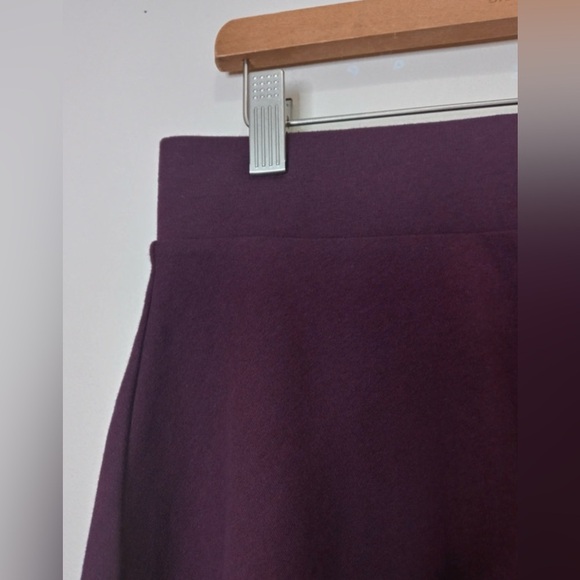 Forever 21 Burgundy Skater Skirt Women’s Size L - Picture 3 of 5